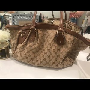 Gucci Handbag purse